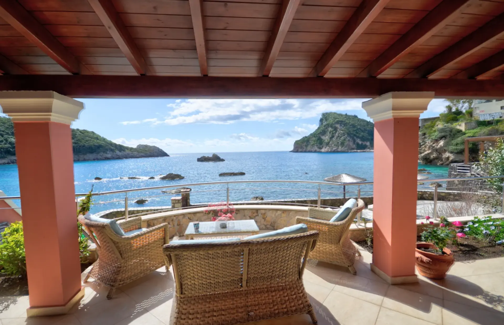 Yiannis Beach Front Villa Corfu