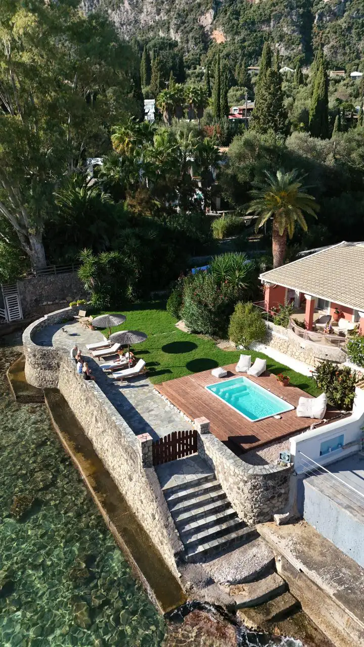 Yiannis Beach Front Villa Corfu