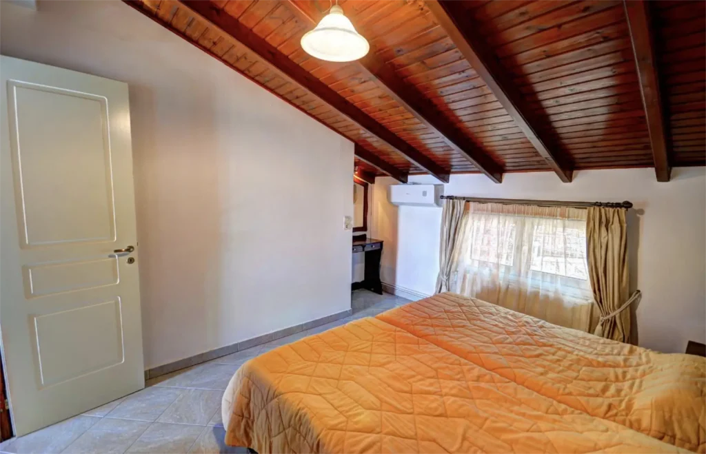 Yiannis Beachfront Apartment in Paleokastritsa